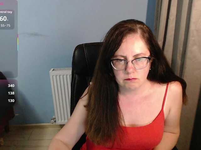 mandarinka28 live cam on BongaCams