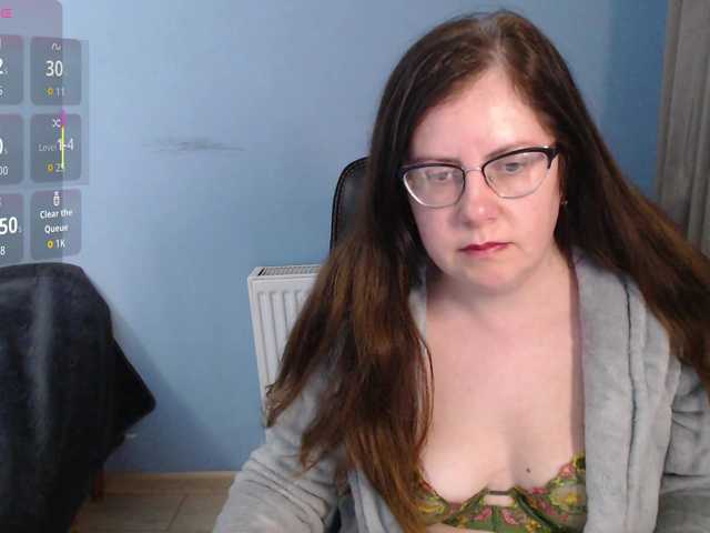 mandarinka28's BongaCams show and profile