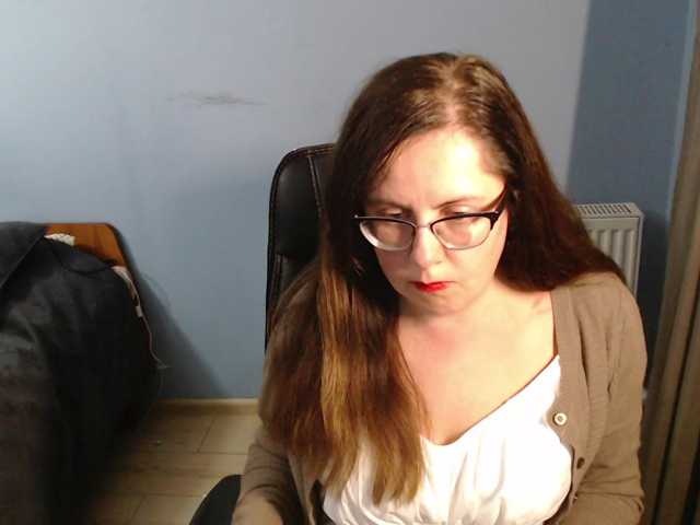 mandarinka28 live cam on BongaCams