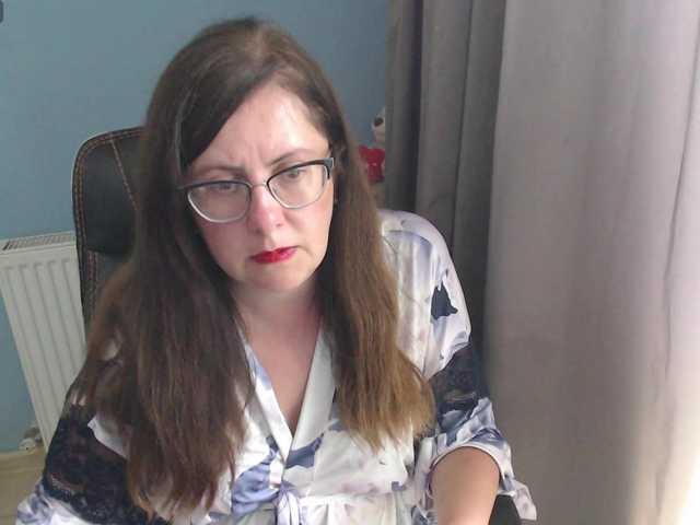 mandarinka28 live cam on BongaCams