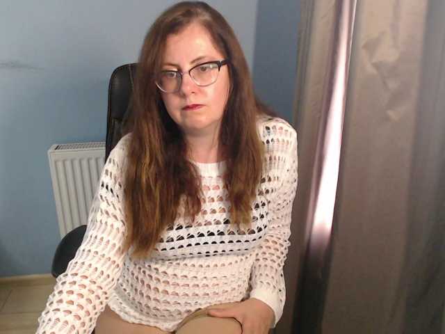 mandarinka28 live cam on BongaCams