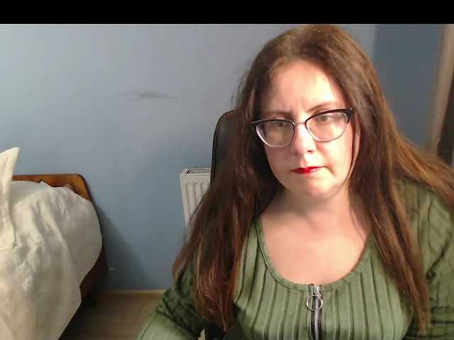 mandarinka28 live cam on BongaCams