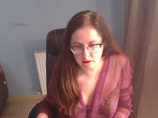 mandarinka28 live cam on BongaCams