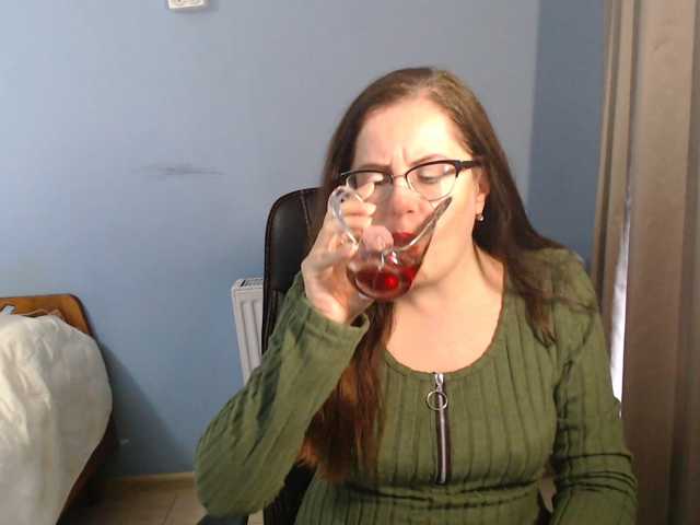 mandarinka28 live cam on BongaCams