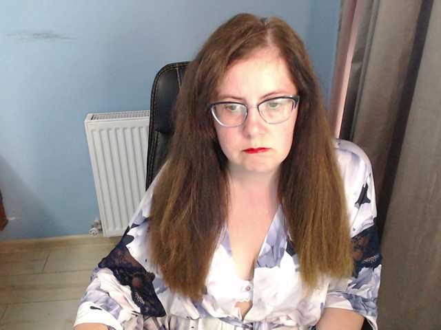 mandarinka28 live cam on BongaCams