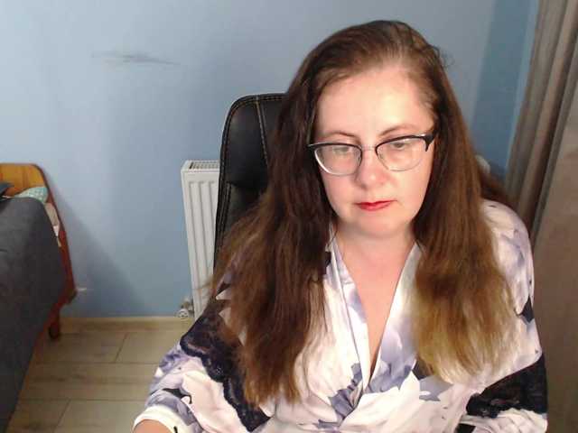 mandarinka28 live cam on BongaCams