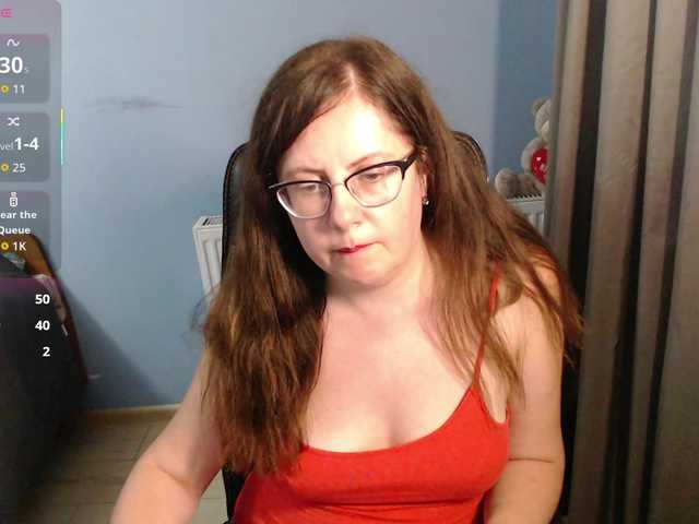 mandarinka28 live cam on BongaCams