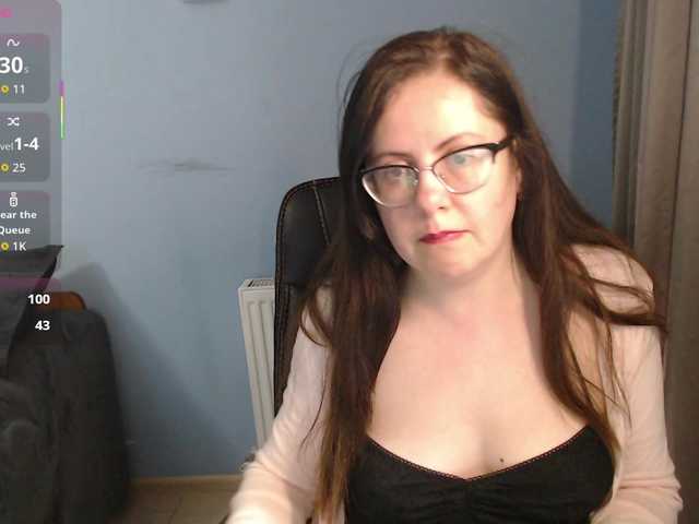 mandarinka28 live cam on BongaCams
