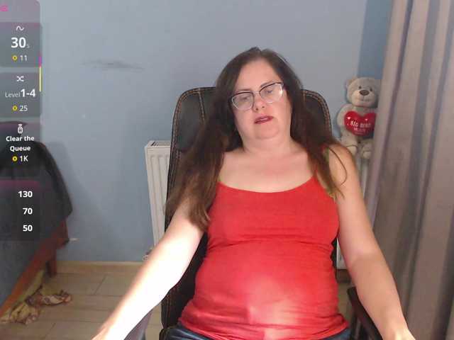 mandarinka28 live cam on BongaCams
