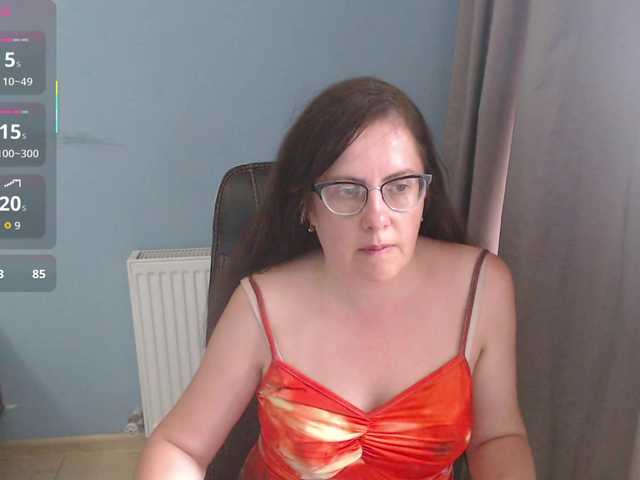 mandarinka28 live cam on BongaCams