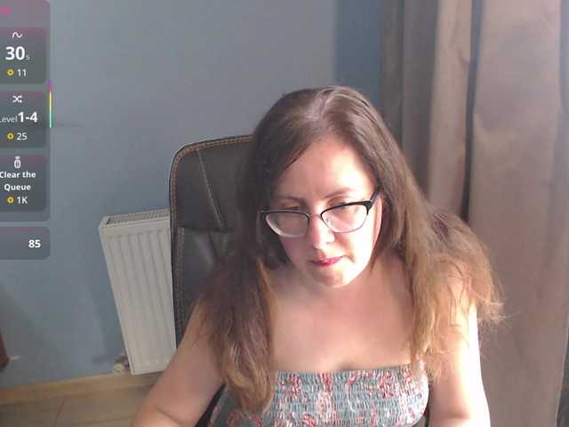 mandarinka28 live cam on BongaCams