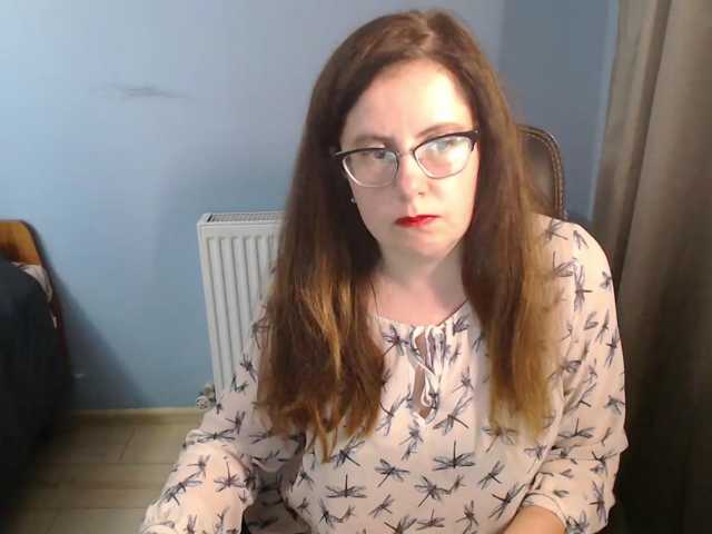 mandarinka28 live cam on BongaCams