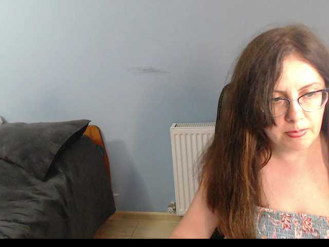 mandarinka28 live cam on BongaCams