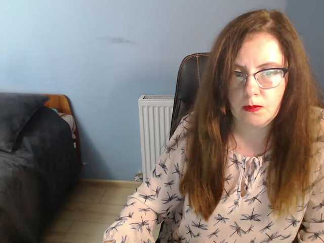 mandarinka28 live cam on BongaCams