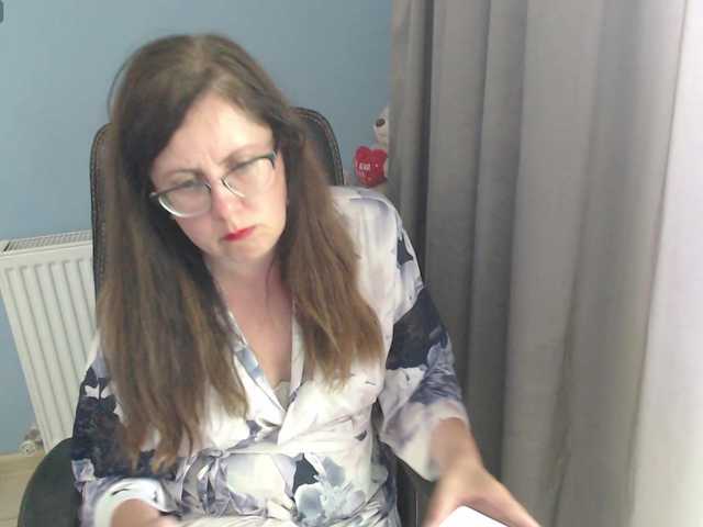 mandarinka28 live cam on BongaCams