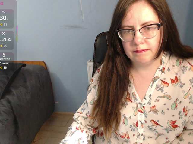 mandarinka28 live cam on BongaCams