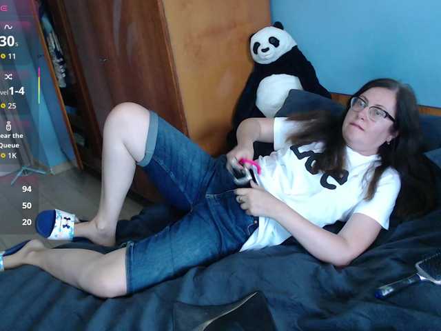 mandarinka28 live cam on BongaCams