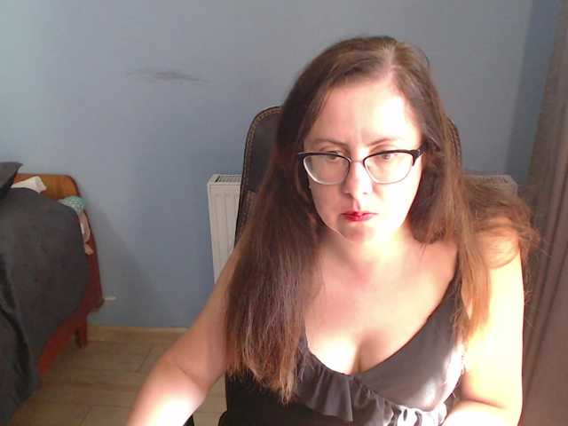 mandarinka28 live cam on BongaCams