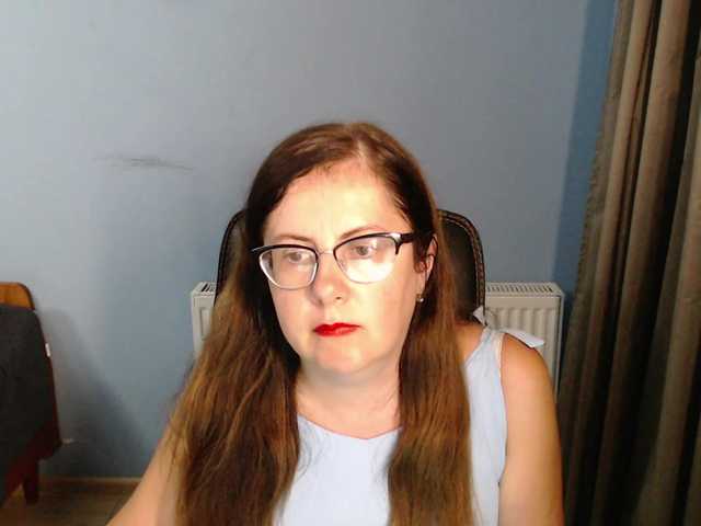 mandarinka28 live cam on BongaCams