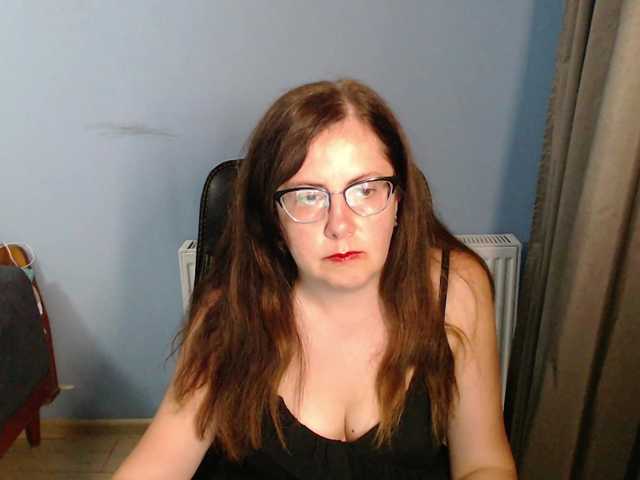 mandarinka28 live cam on BongaCams