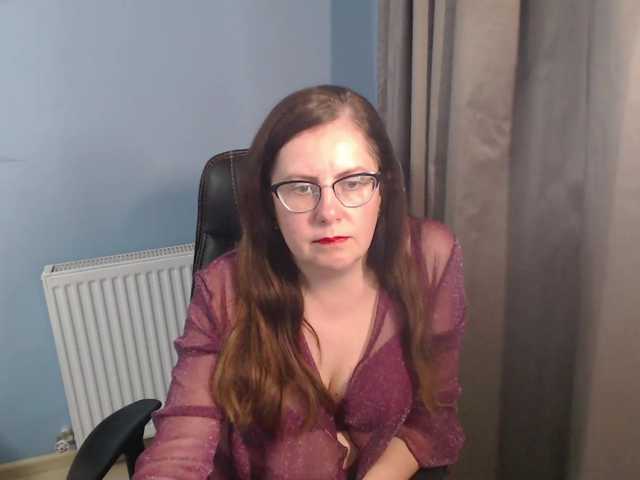 mandarinka28 live cam on BongaCams