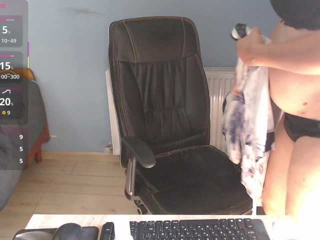 mandarinka28 live cam on BongaCams