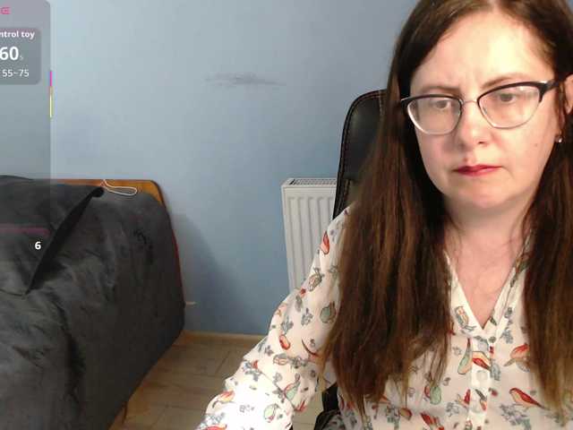 mandarinka28 live cam on BongaCams