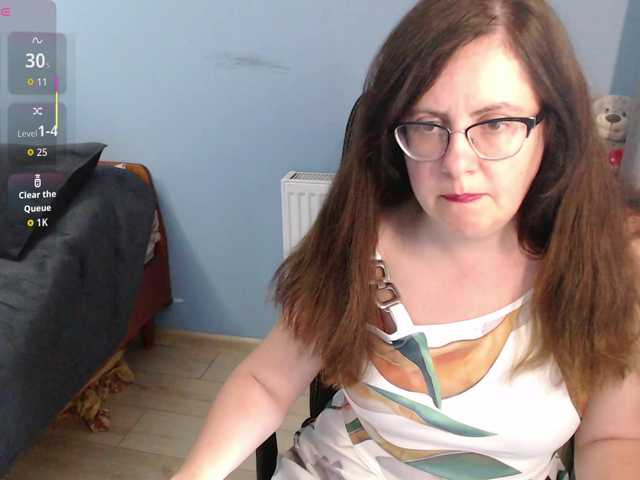 mandarinka28 live cam on BongaCams