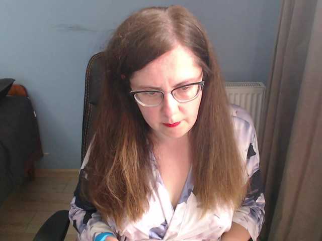 mandarinka28 live cam on BongaCams