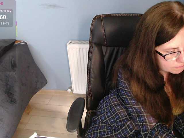 mandarinka28 live cam on BongaCams