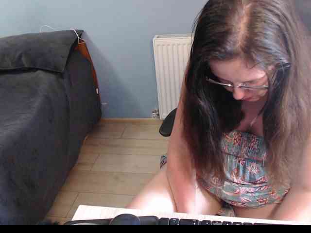 mandarinka28 webcam