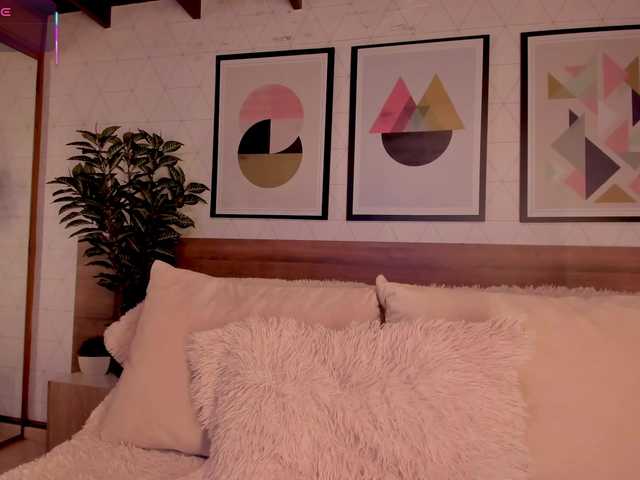 LunaRuso live cam on BongaCams
