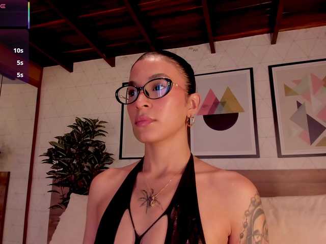LunaRuso live cam on BongaCams