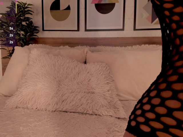 LunaRuso live cam on BongaCams