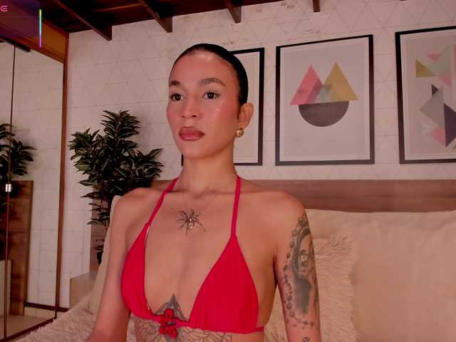 LunaRuso live cam on BongaCams