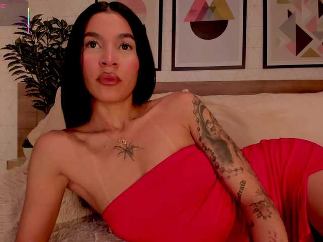 LunaRuso live cam on BongaCams