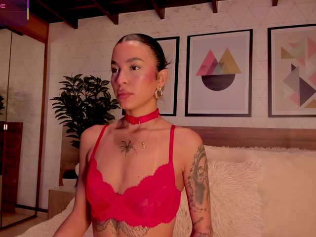 LunaRuso live cam on BongaCams