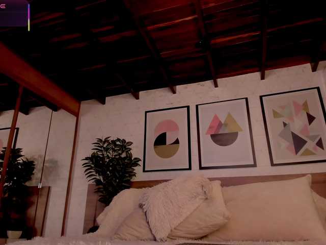 LunaRuso live cam on BongaCams