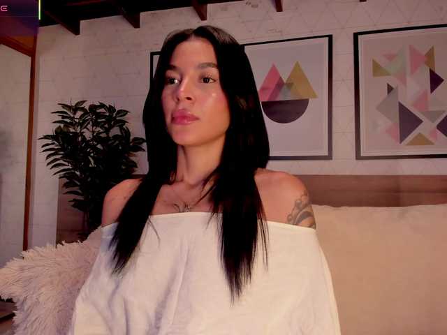 LunaRuso live cam on BongaCams