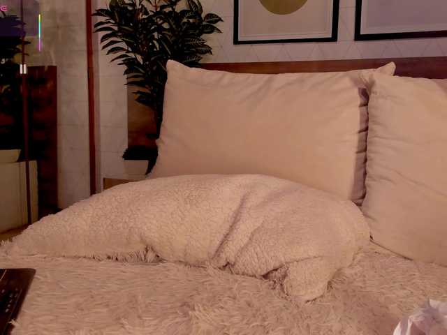 LunaRuso live cam on BongaCams