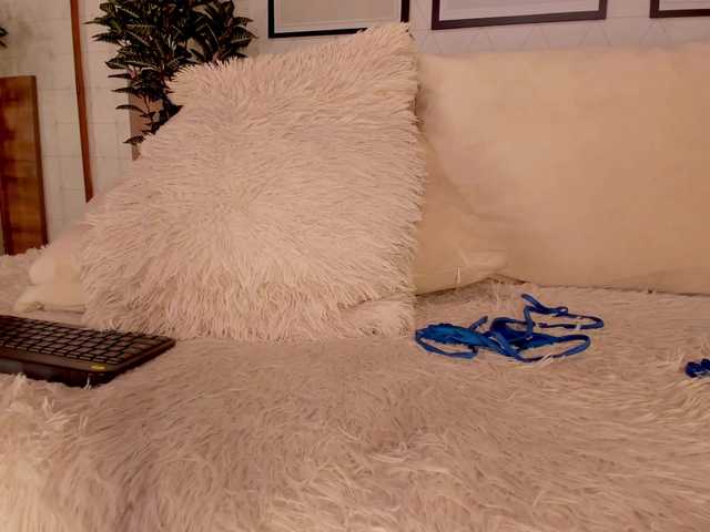 LunaRuso live cam on BongaCams