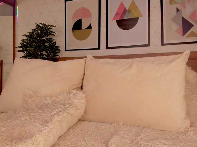 LunaRuso live cam on BongaCams
