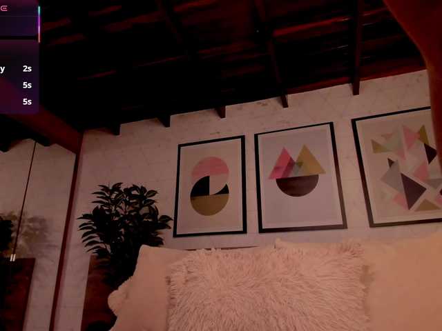 LunaRuso live cam on BongaCams