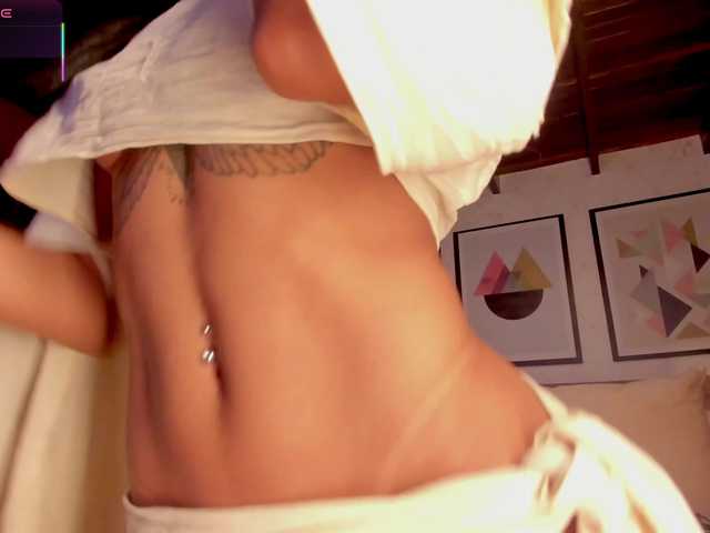 LunaRuso live cam on BongaCams