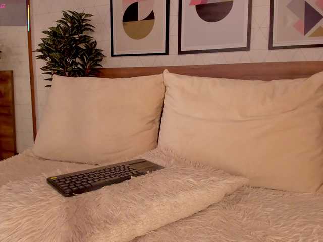 LunaRuso live cam on BongaCams