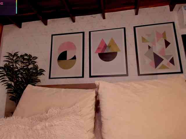 LunaRuso webcam
