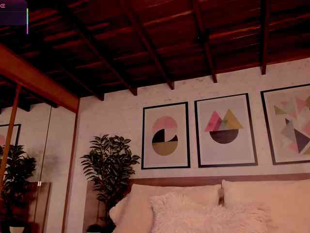 LunaRuso webcam