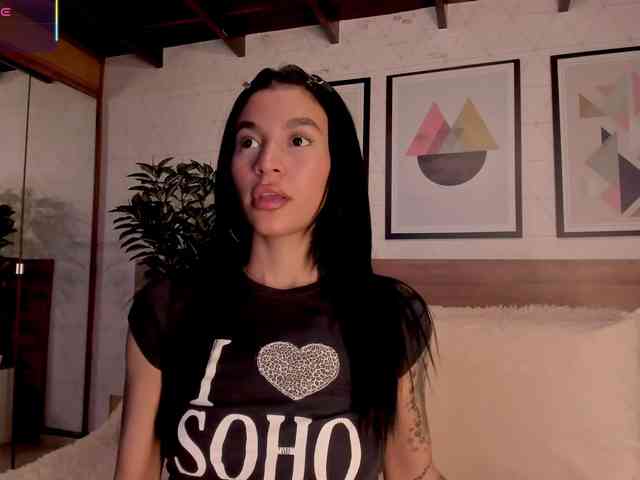 LunaRuso webcam