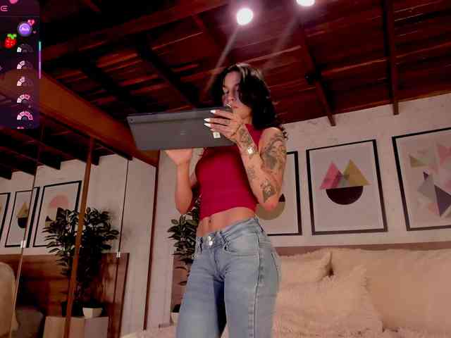 LunaRuso webcam
