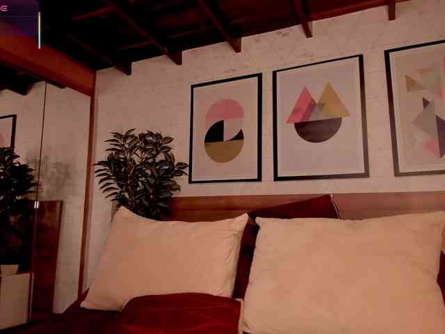 LunaRuso webcam